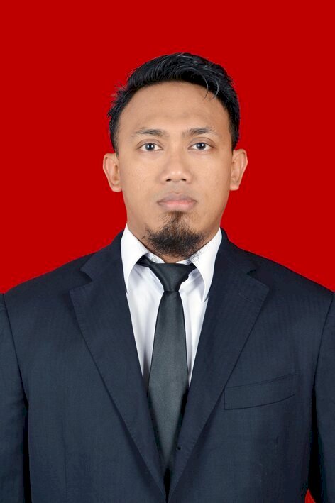 NUR HAKIM ARIF