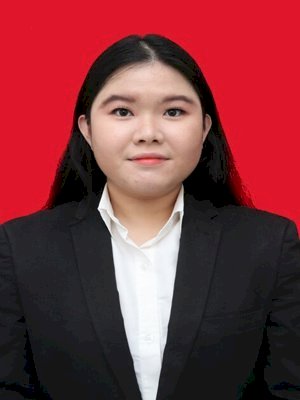 LUCIA PANDUWINATA