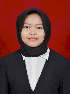 ADINDA HAYUCALYA NAGATA