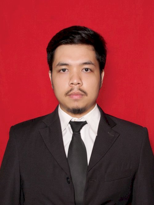 TRI RAHMAD RIANTO