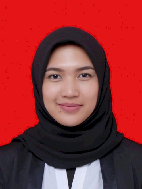 LOLA FARHANA