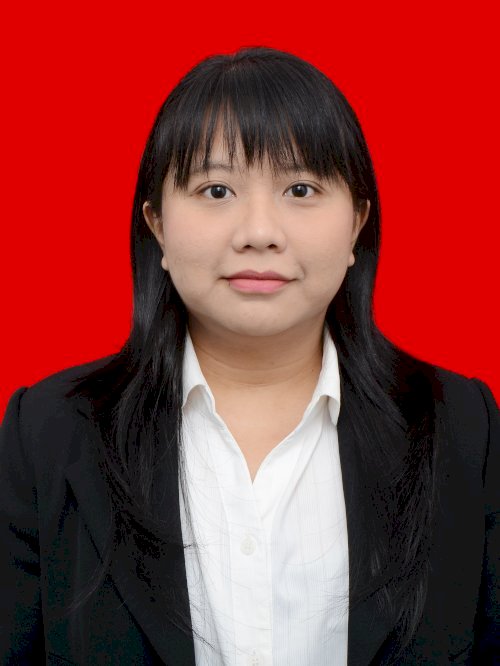 OKTRIFIYANTI GUNADI PUTERI