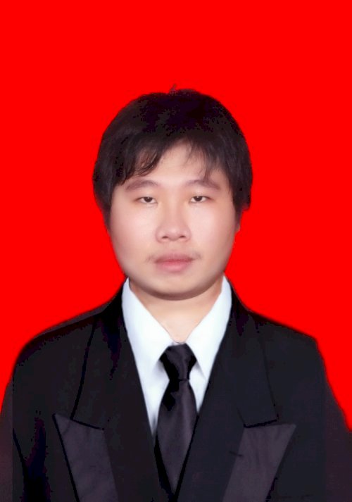 FELIC KOMARNO