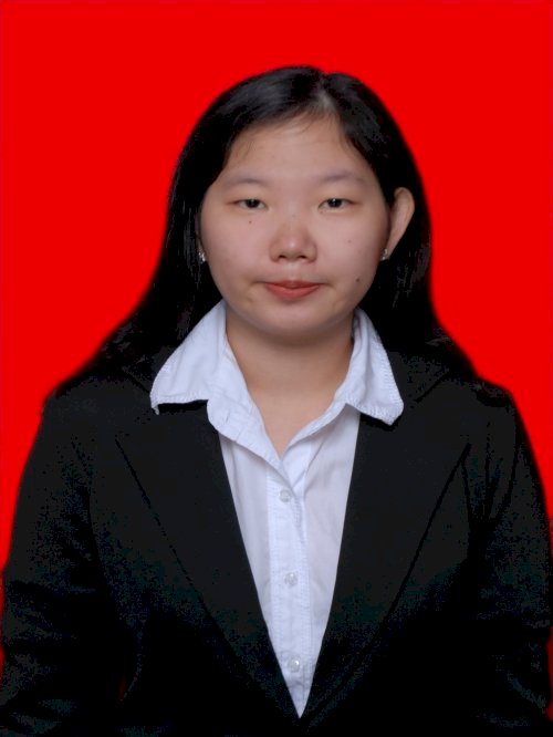 EVELYN GRANIA DESMONDA