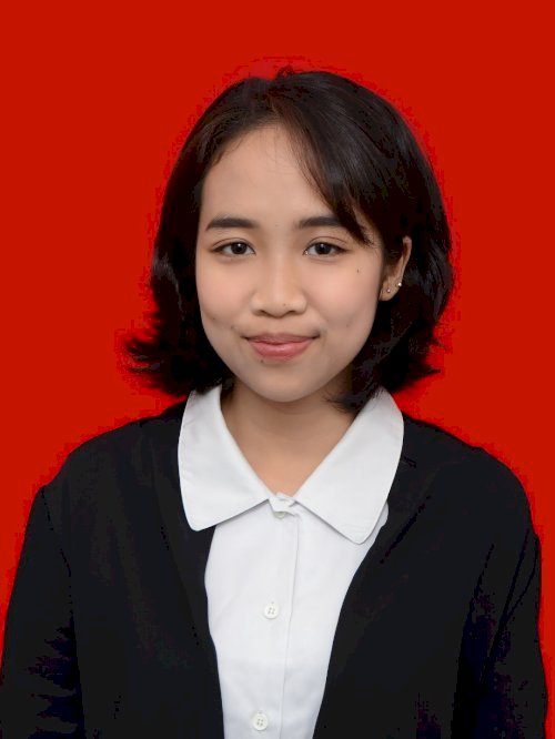 CINDY LARASATI