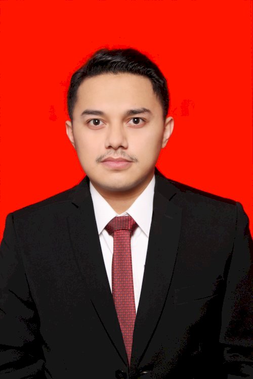 KRESZENS ADHI PRADIPTO SOELARDI