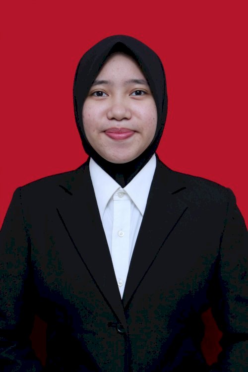 NADHIRA NOOR