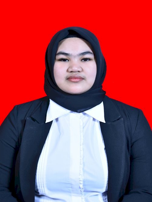 YASMINE TOSHKA MUNAWAR MAKYANIE