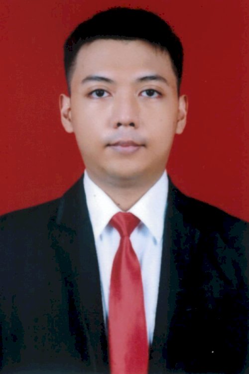 TITUS WAHYU URIAN