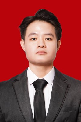 CHRISTOPHER SHALOOM