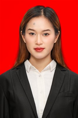 EVELYN ELVINA PUTRI WIRATMO