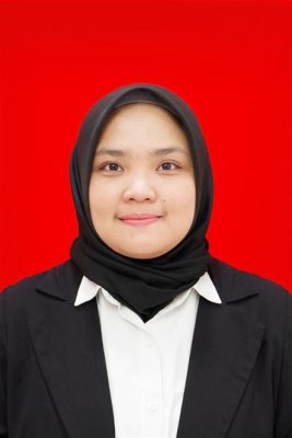LISA ADHARIANI