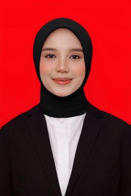 LAILI CHAERUR RESYA