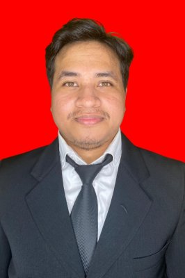 VIELLUIZKY RINALDO WATTIMENA