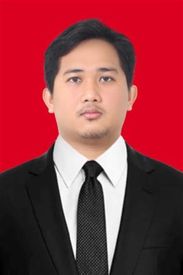 IHSAN ROMADLON