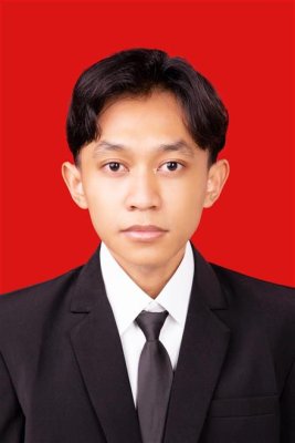 AKHMAD KHALIF MA'ARIF