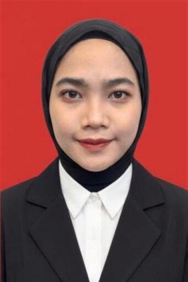 NUR ERIESCA RIANIE PUTRI