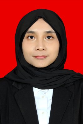 NADYA SAFIRA KOMARAPUTRI