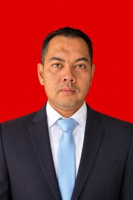 AZIZ SUHARTO
