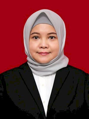NUNIK YUNIARTI