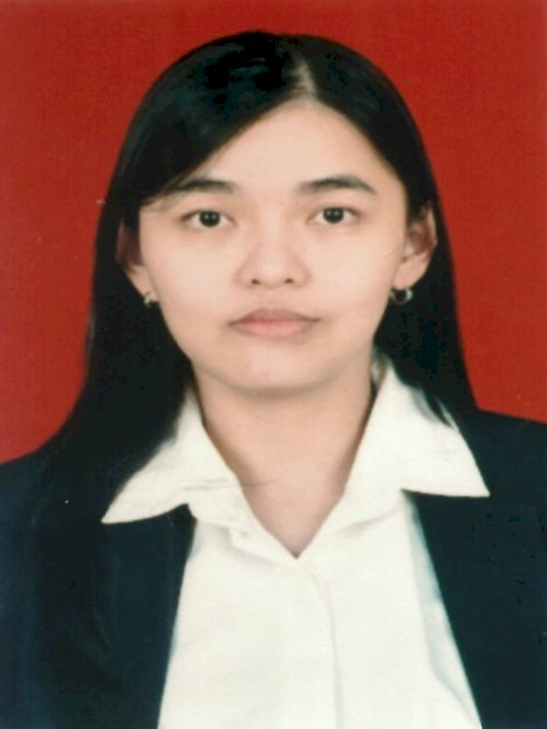 STEVIE TAN