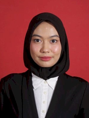 AYU RAMADHINI