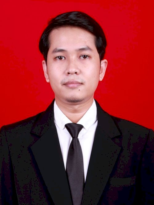 ACHMAD FAUZI